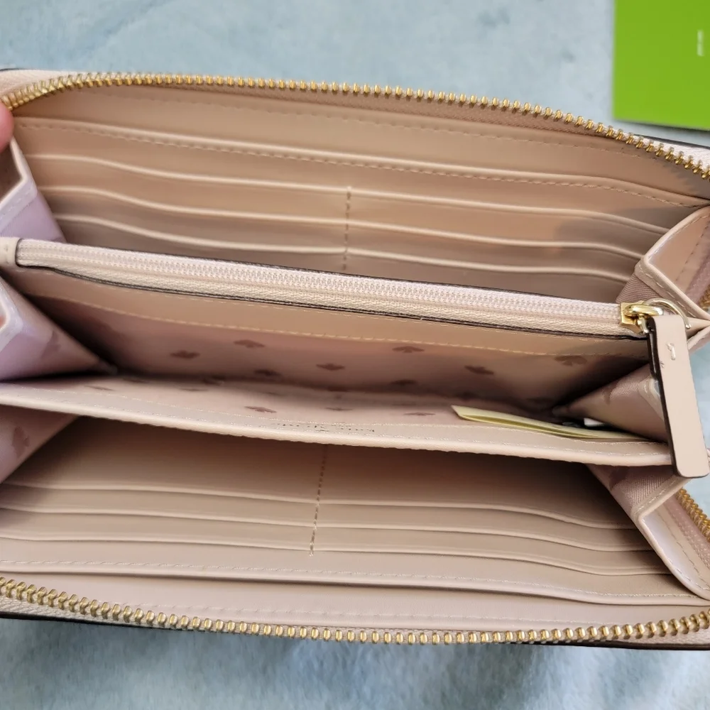 Kate Spade NWT Warm Beige Pebbled Leather Large Neda Studded Zip Wallet NWT